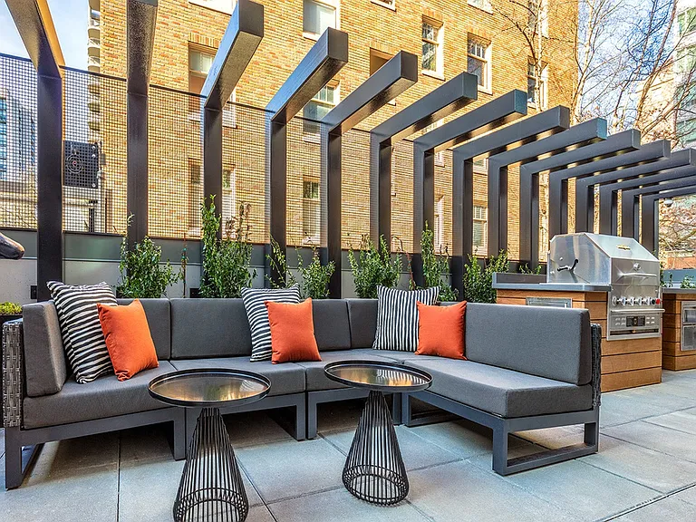 Outdoor Entertainment Lounge