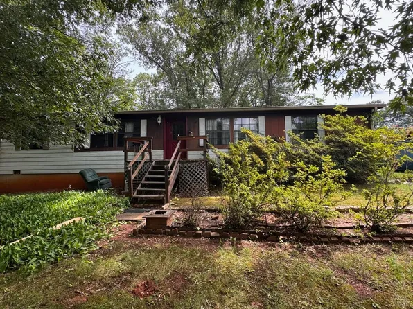 137 Ridgeview Ln, Madison Heights, VA 24572