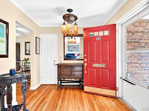 5th image of 115 Robins Road #115