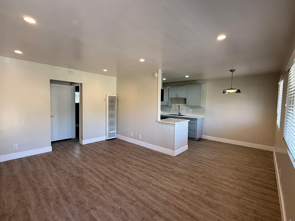 28 W Pedregosa St #11