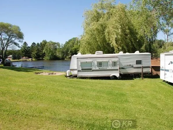 4236 Bay Rd, Gladwin, MI 48624
