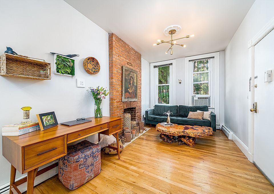 1st image of 97 Bright St APT 1R