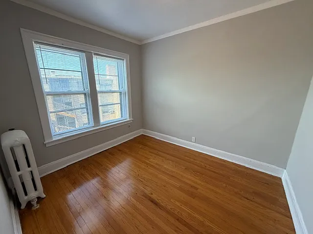 1154 W Lunt Ave #310 — Photo 5
