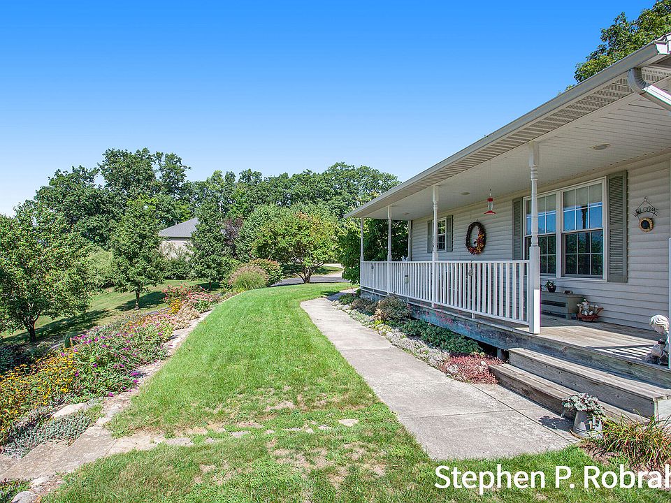 102 Hunters Trail Ct, Middleville, MI 49333 Zillow