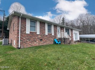 614 Mars St SW, Wise, VA 24293