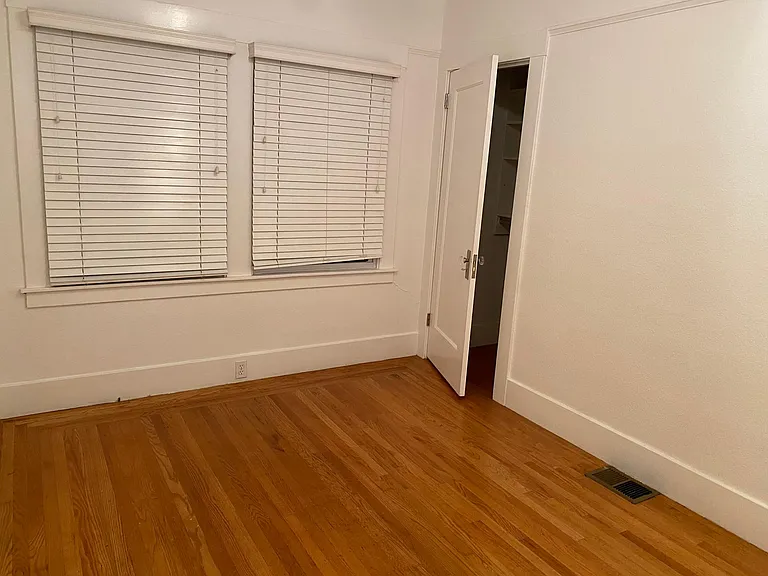 1516 Santa Ynez Way — Photo 15