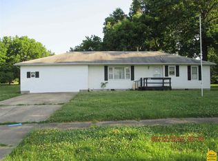 424 E Howard St, Sedalia, MO 65301