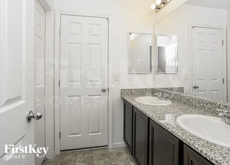 4056 Little Bay Ave — Photo 13