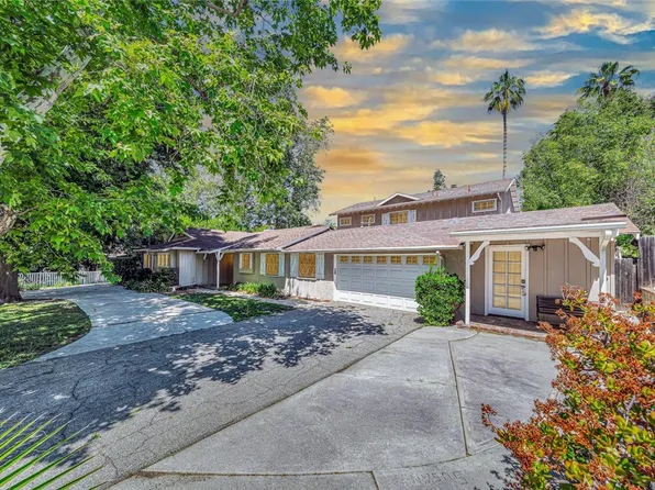 20555 Dumont St, Woodland Hills, CA 91364