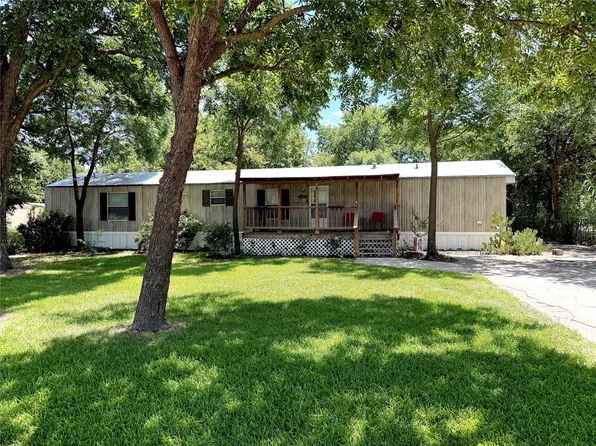 1809 Ranch Rd, Grand Prairie, TX 75052