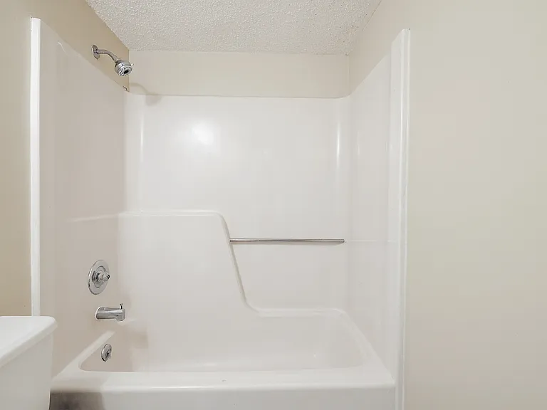 4620 Meredeth St #5 — Photo 14