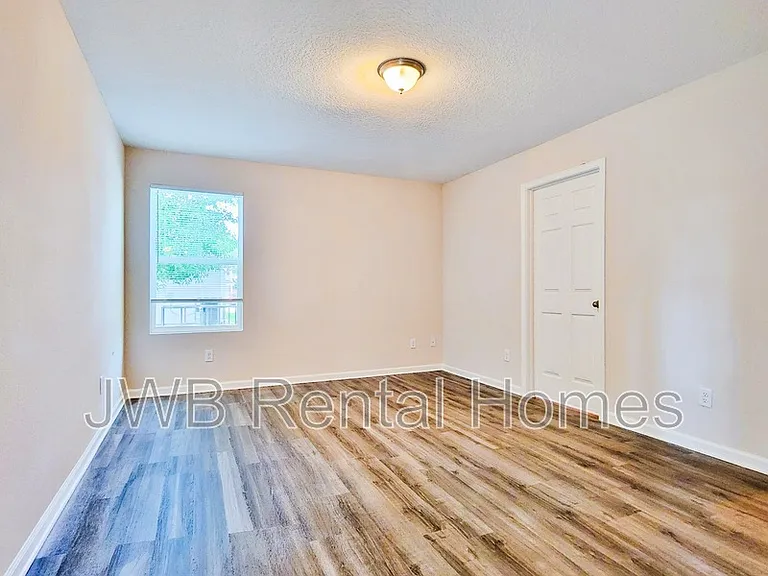 7716 Dandy Ave — Photo 8