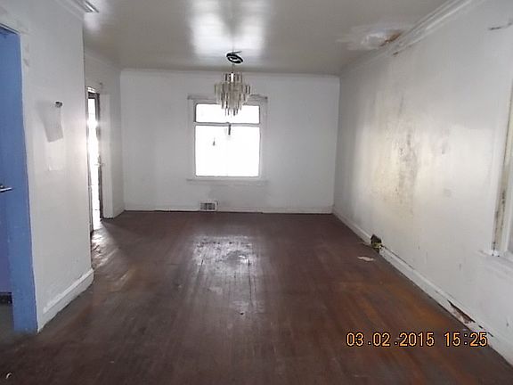 5th image of 928 N Laramie Ave