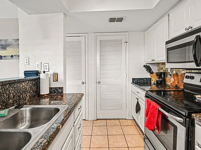 248 Jefferson Pkwy — Photo 15