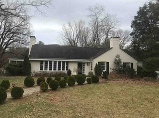 15 Old Farm Rd, Charlottesville, VA 22903