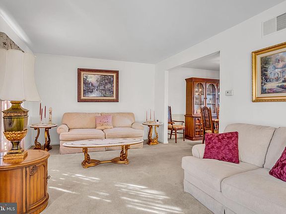 5th image of 4098 W Tilden Rd