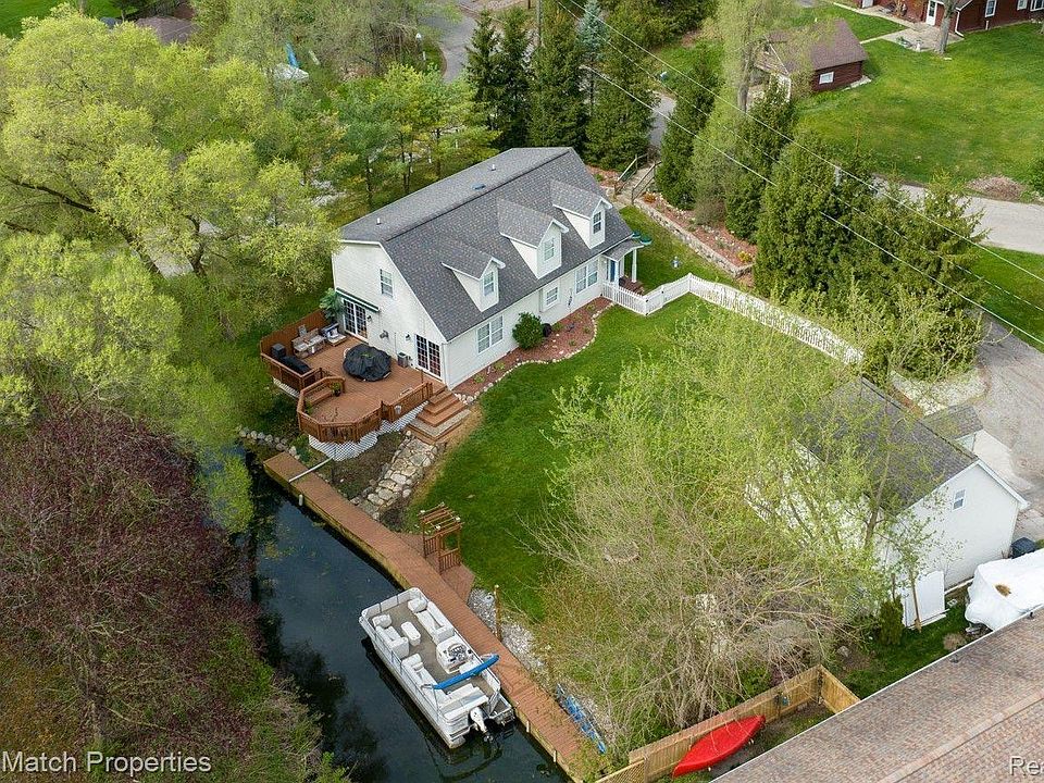 1st image of 2100 Hardy Ln