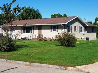 528 Sylfest St, Blair, WI 54616