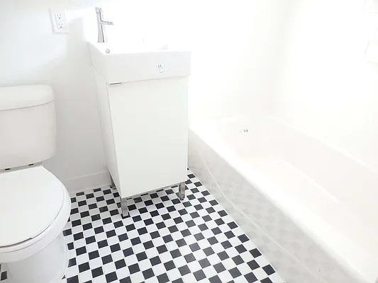 Rented by John O'Kelly Real Estate | media 22