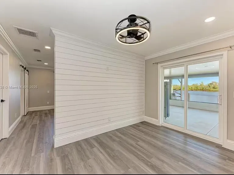 9675 SW Anchor Dr — Photo 29