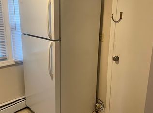 21 Pettit St FLOOR 2, Bloomfield, NJ 07003