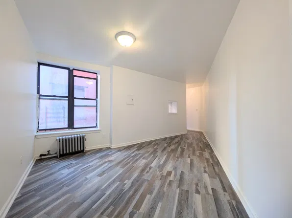 176 Borinquen Pl APT 12, Brooklyn, NY 11211
