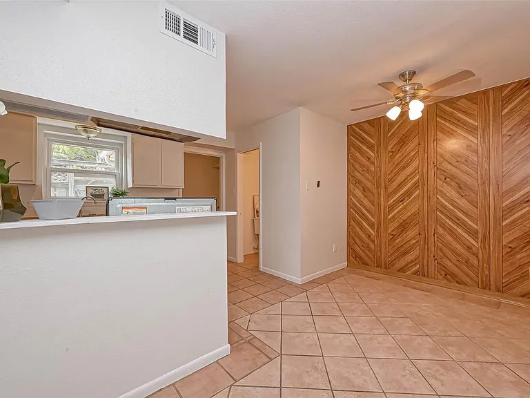 1911 Sherwood Forest St #9 — Photo 9