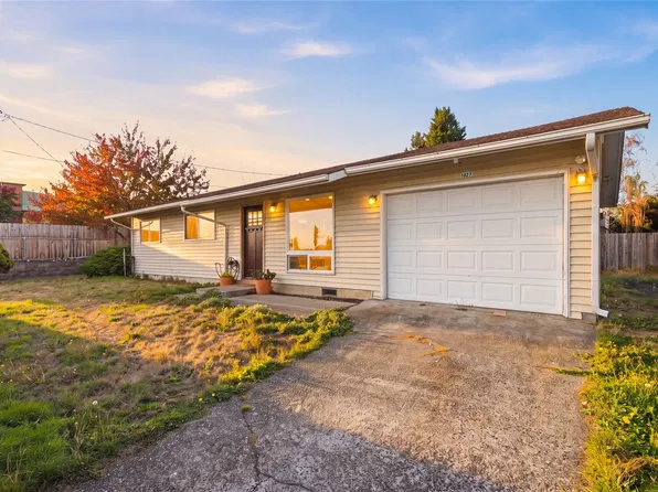 1677 S 51st Street, Tacoma, WA 98408