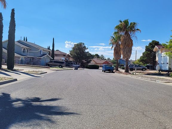 4th image of 1726 Mitchell Jones Dr