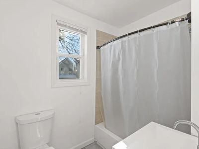 118 W 6th St, Lowell, MA, 01850