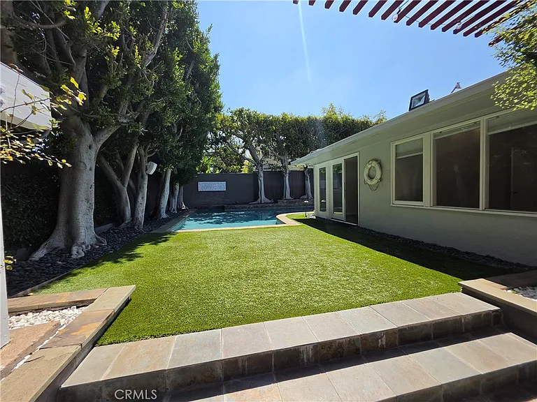 310 S Thurston Ave — Photo 52