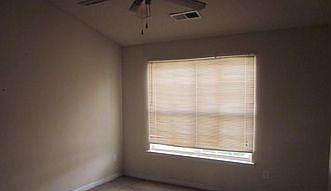 2nd image of 528 Epris Ln
