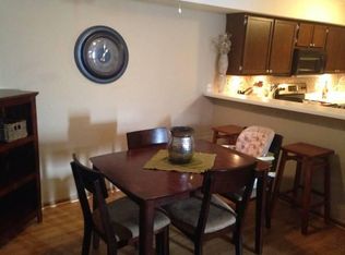 6135 Courtly Alcove APT B, Woodbury, MN 55125