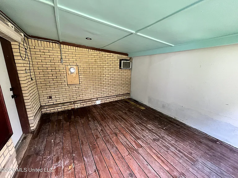 1598 Custer Dr — Photo 18