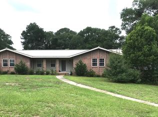 204 Colonial Dr, Enterprise, AL 36330