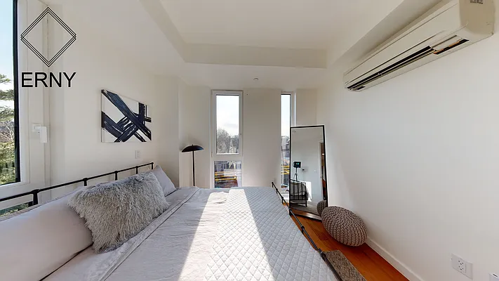 Rented by ERNY LLC | media 10