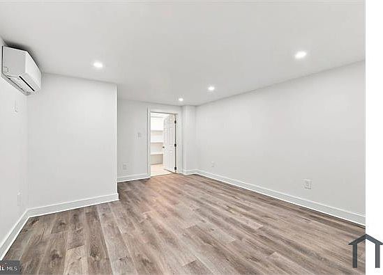 4th image of 5601 Hunter St #1