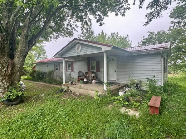 5271 Warlamount Rd, Hillsboro, OH 45133