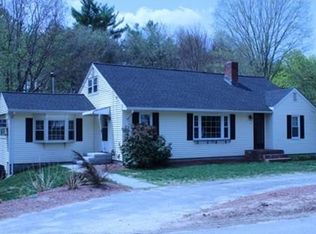 21 Smith St, Townsend, MA 01469