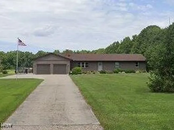 37684 Law Rd, Grafton, OH 44044