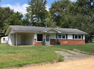108 Foy Dr, Eufaula, AL 36027