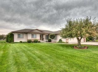 4111 N Simpson Rd, Otis Orchards, WA 99027