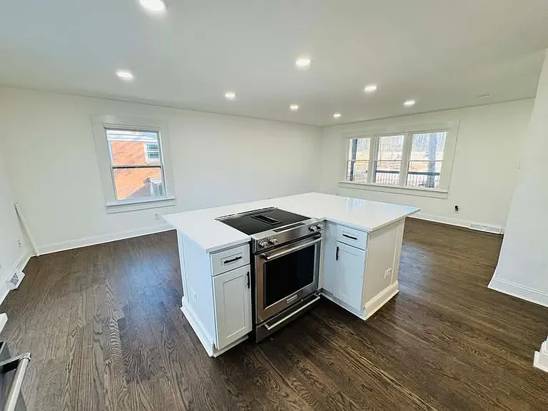 1001 Archdale Dr — Photo 10