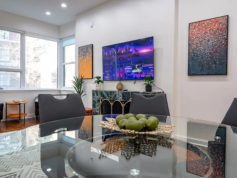 117 E Bellevue Pl #2 — Photo 3