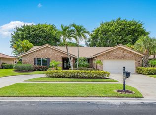 19985 Back 9 Dr, Boca Raton, FL 33498