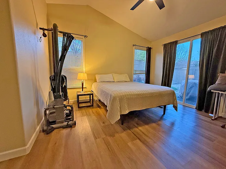 4312 Lafayette Dr — Photo 11