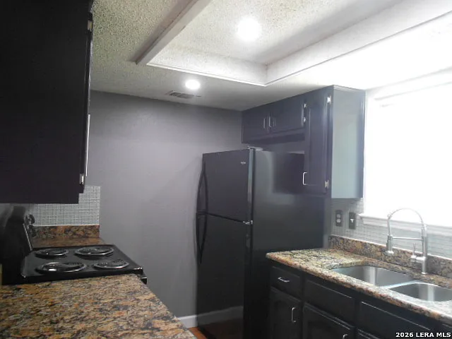 6044 Glen Heather — Photo 10