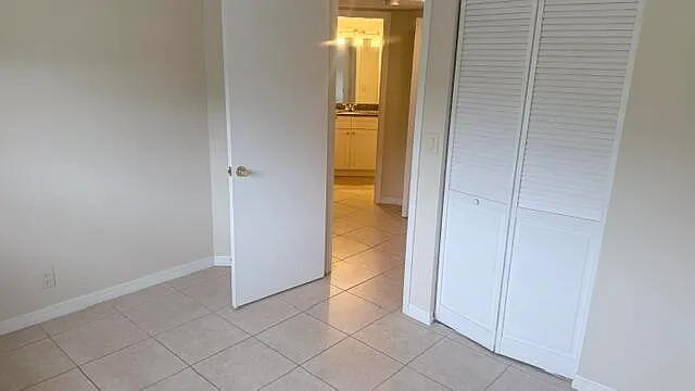 1520 SE Royal Green Cir #206 — Photo 25
