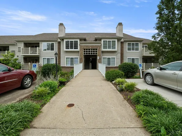 9850 Regatta Dr Unit 304, Cincinnati, OH 45252