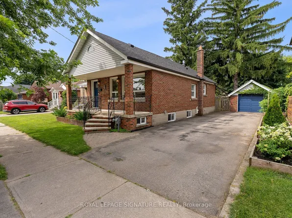 76 Foch Ave, Toronto, ON M8W 3X4